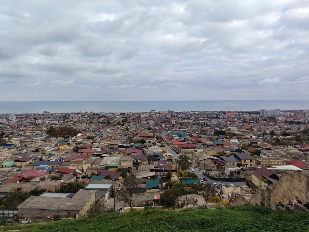 Отличная экскурсия! Очень понравился рассказ, много узнали об истории Дербента, важные даты, события. Спасибо! Эльмира-очень чуткий