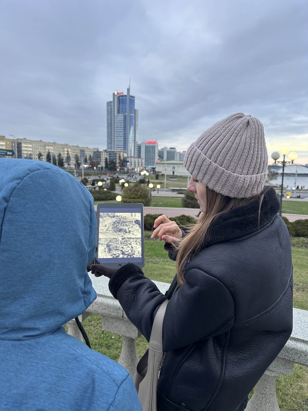Мы в первый раз в городе и хотелось именно такую прогулку. Охватить ключевые достопримечательности, коснуться истории.