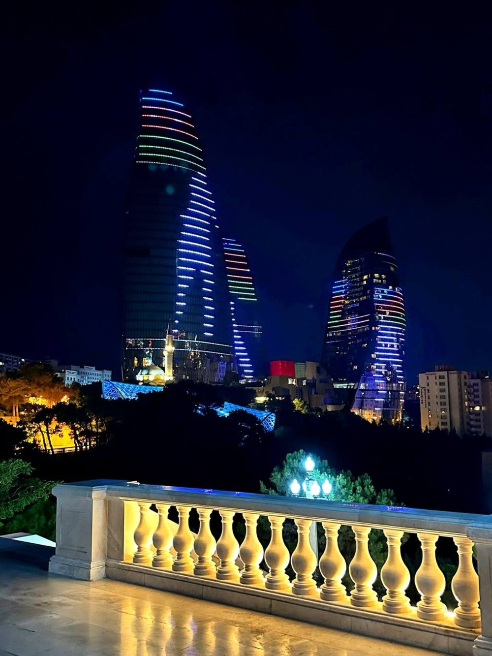 Фото Вечерний Баку