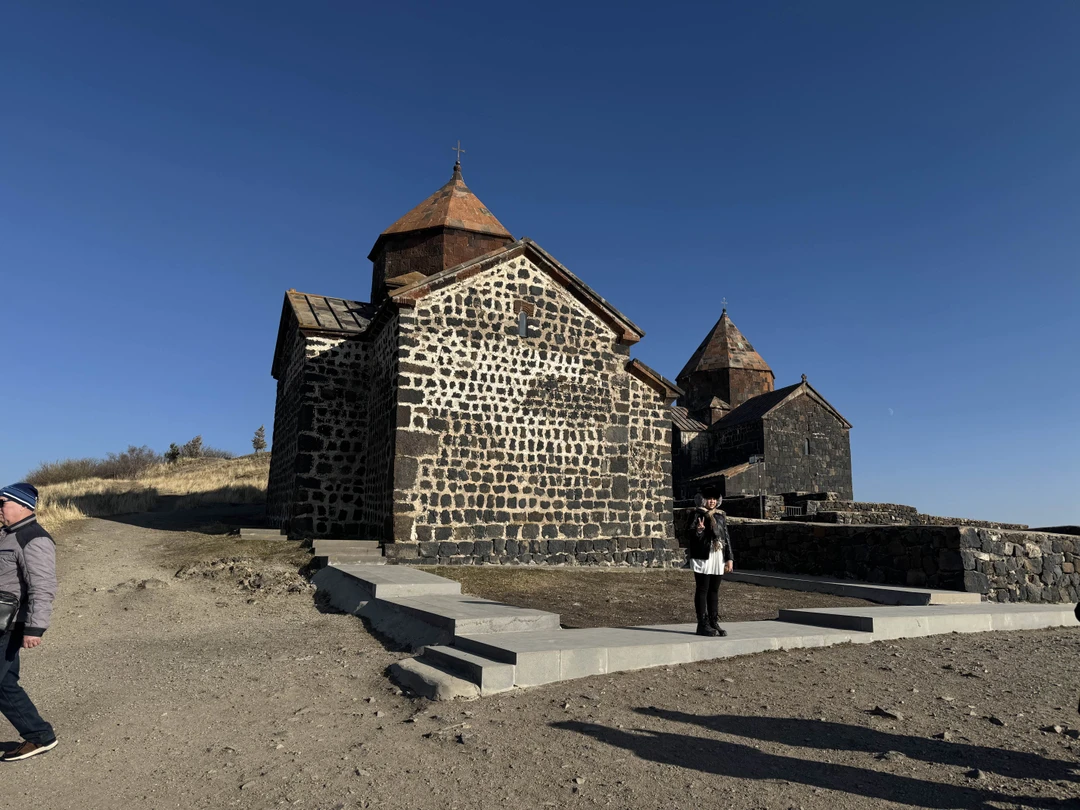 Прекрасно организованная экскурсия! Эдуард создал очень комфортные условия, очень информативно провел экскурсию во всех местах, организовал