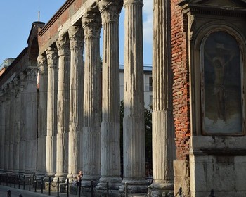 Программа на выбор: шопинг или озеро Комо