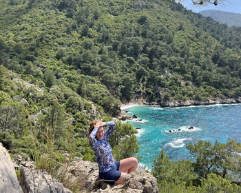 Два или три пляжа, деревня Едибурун