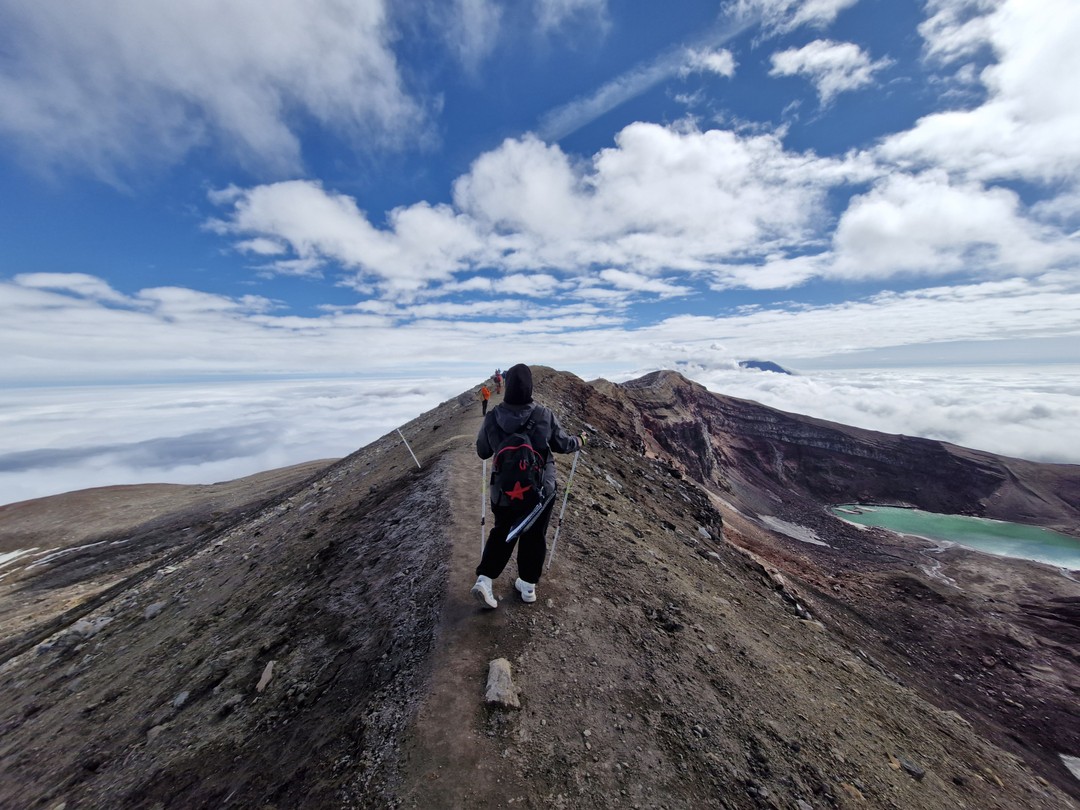 Восхождение прошло просто отлично! Учитывая то,что мы вообще не спортсмены) я думала что не смогу,но смогла