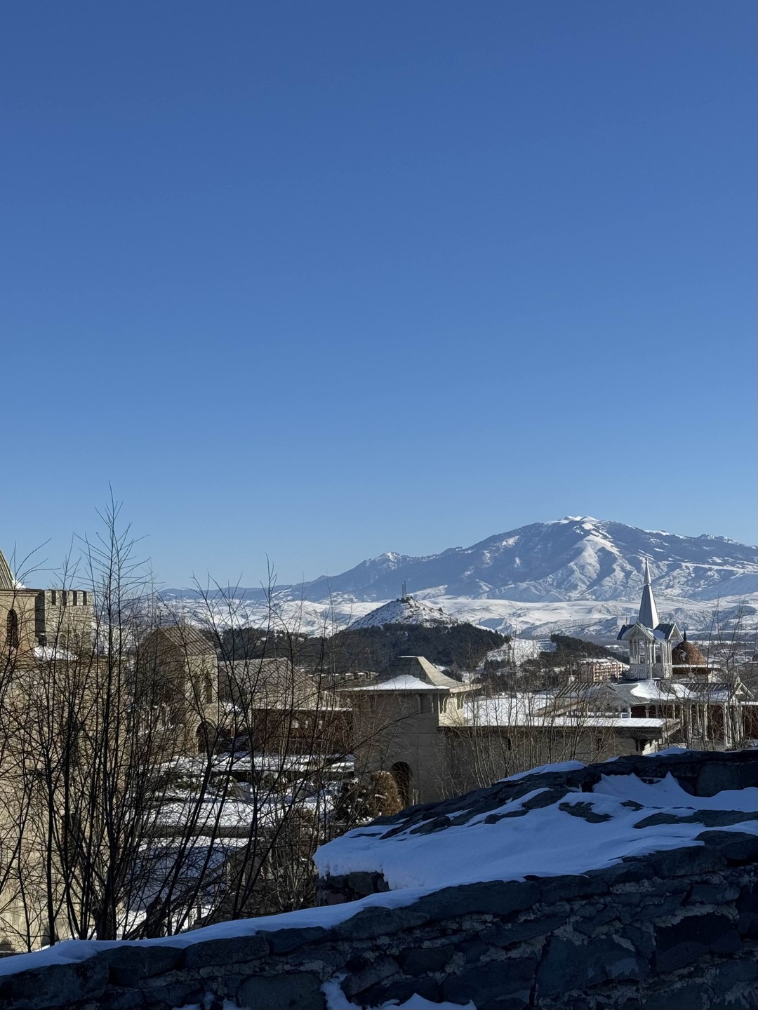 Прекрасное приключение! Галина - отличный, начитанный, интеллектуальный и очень неравнодушный гид. Программа насыщенная, все супер. Водитель