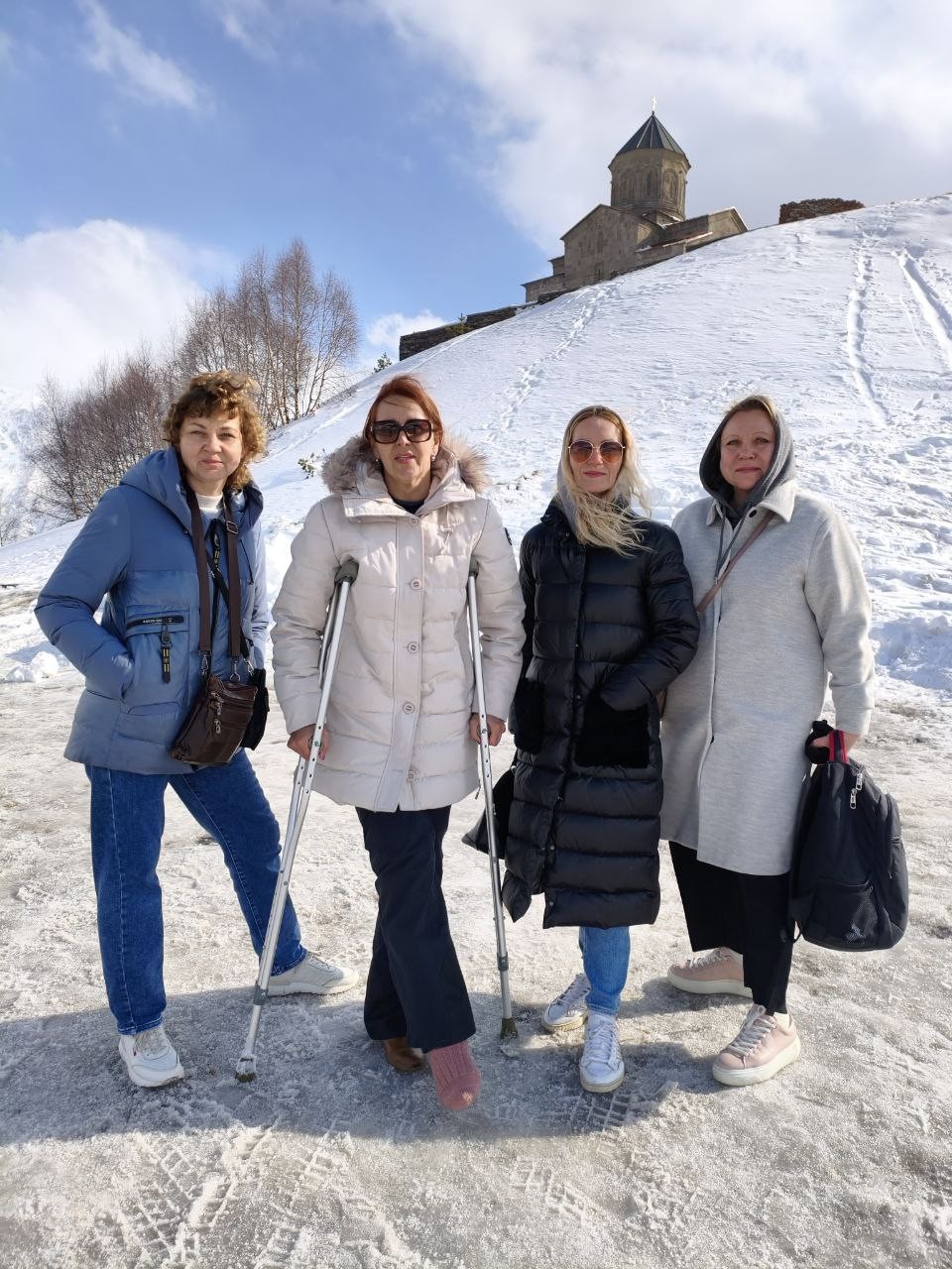 Были на экскурсии в Казбеги 14 марта, безумно понравилось, прошло столько времени, а впечатления переполняют от