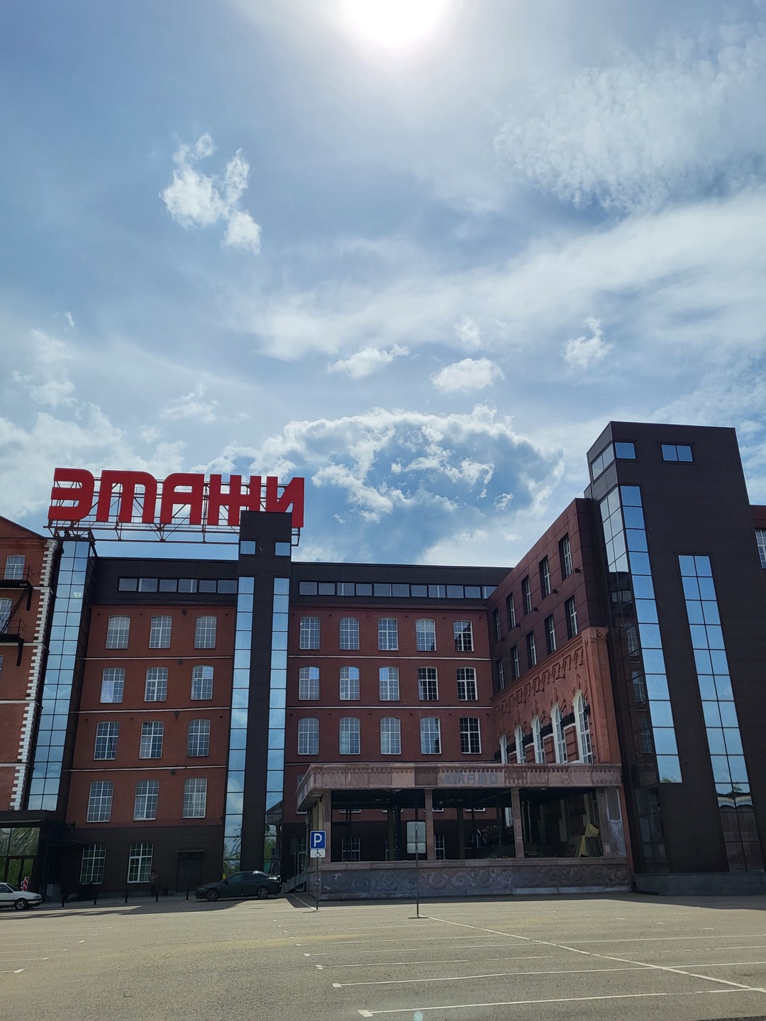 Очень поравилась экскурсия. Место уникальное и атмосферное, которое обязательно нужно сохранить, как снаружи, так и внутри
