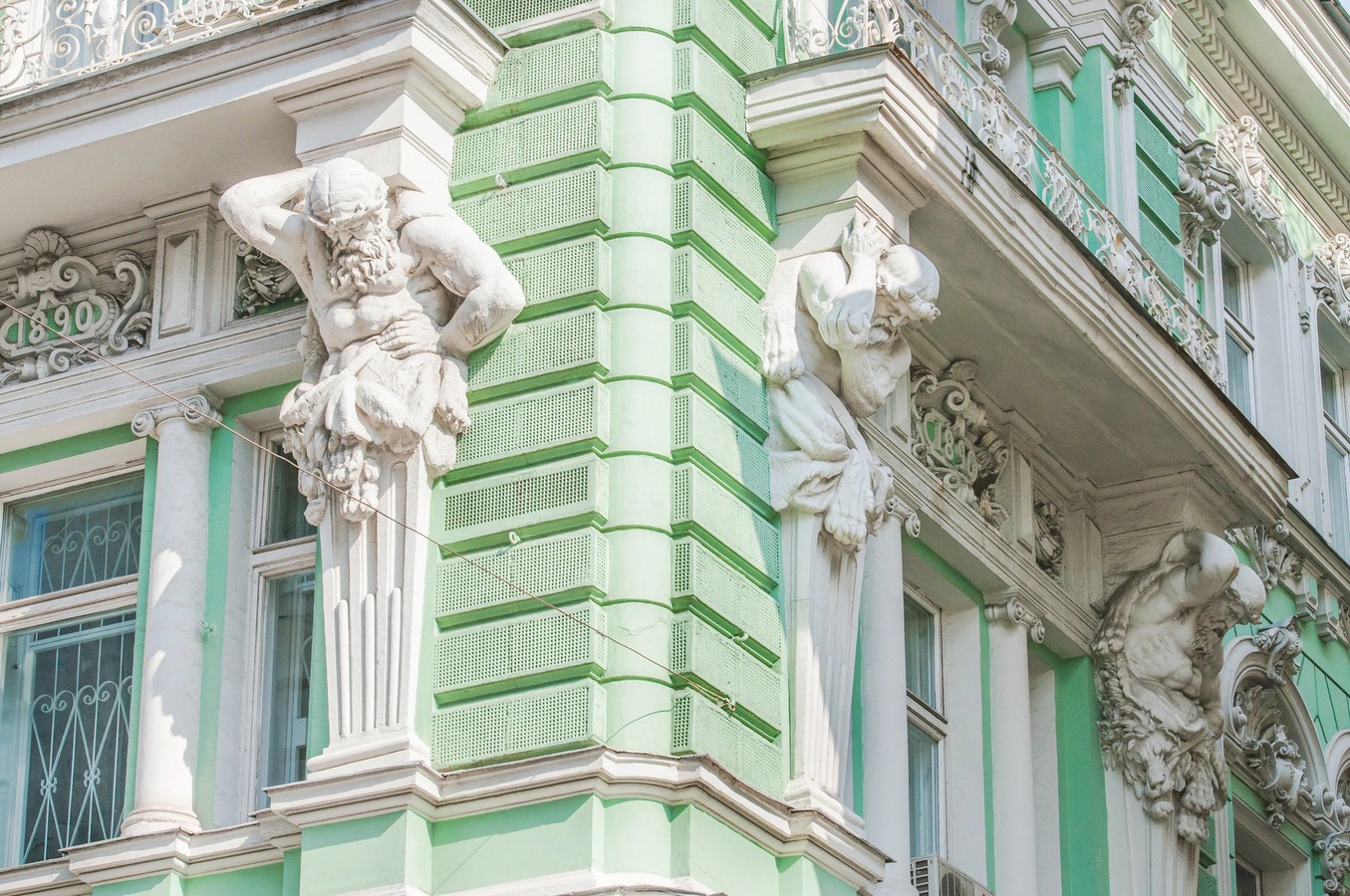 Главное изображение экскурсии - Ильинка: по деловому центру купеческой Москвы