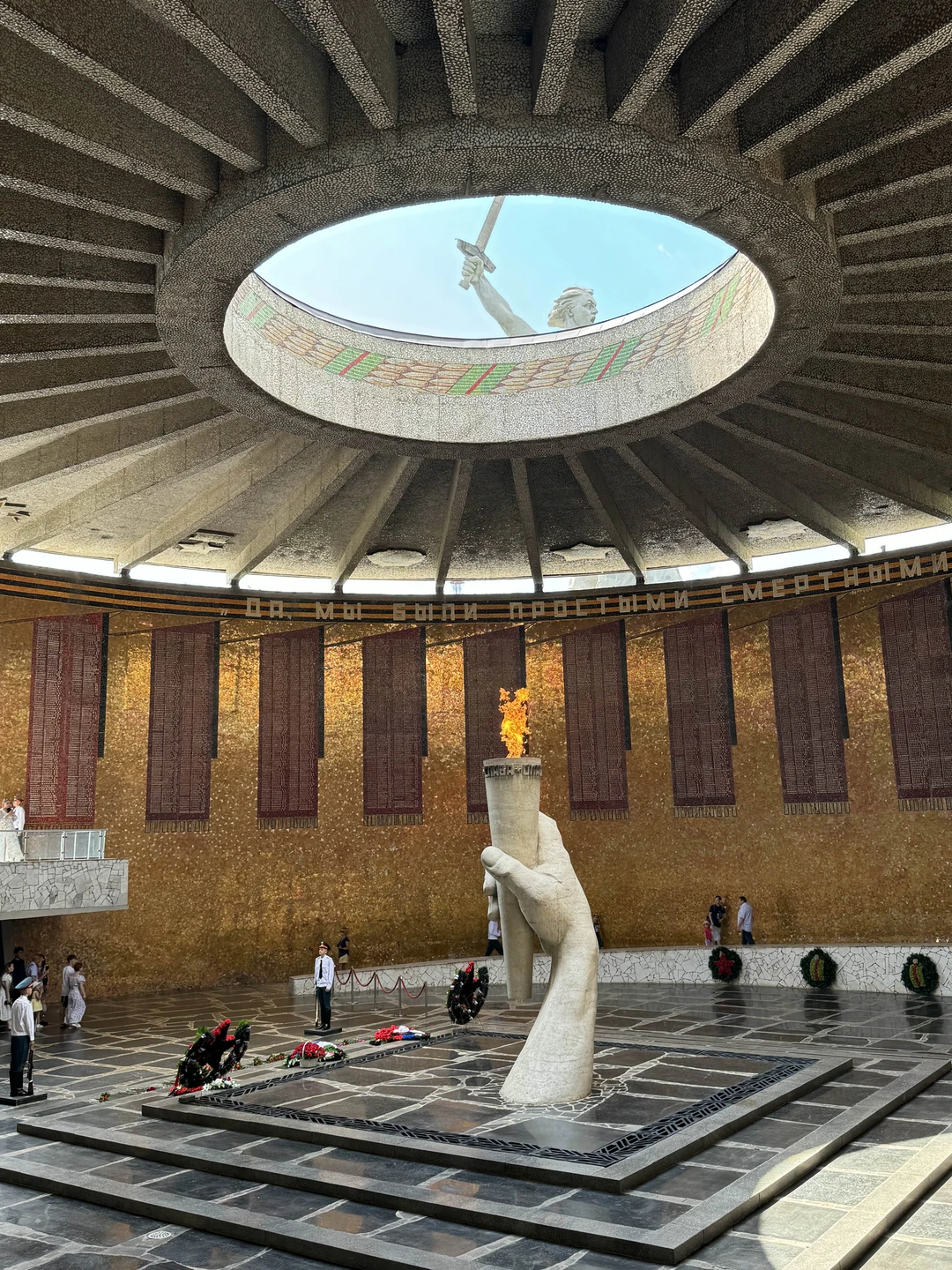 Экскурсия на Мамаев Курган (Любовь)