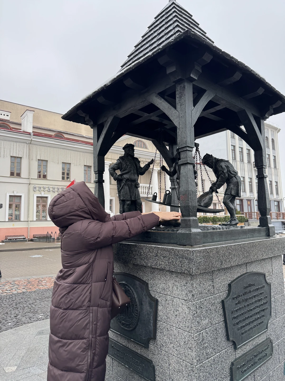 Очень понравилась экскурсия! Надежда чудесно все рассказывала, эмоционально, интересно, огромный объем информации и знаний нам передала!!
