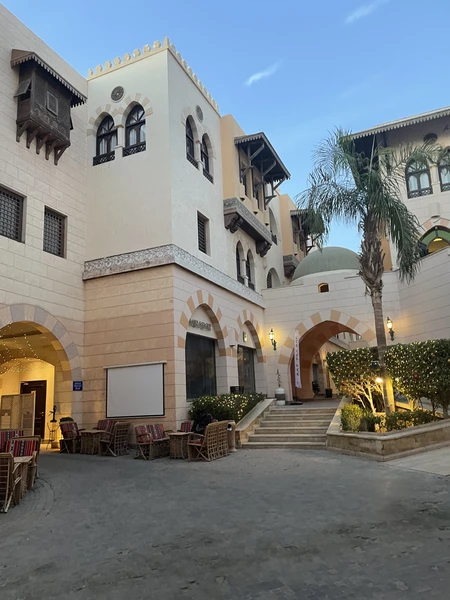 Хочу оставить огромную благодарность гиду Екатерине! Экскурсия прошла просто на одном дыхании — настолько она была