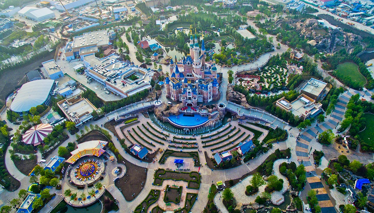 Индивидуальный тур по Шанхаю: городские контрасты и Диснейленд