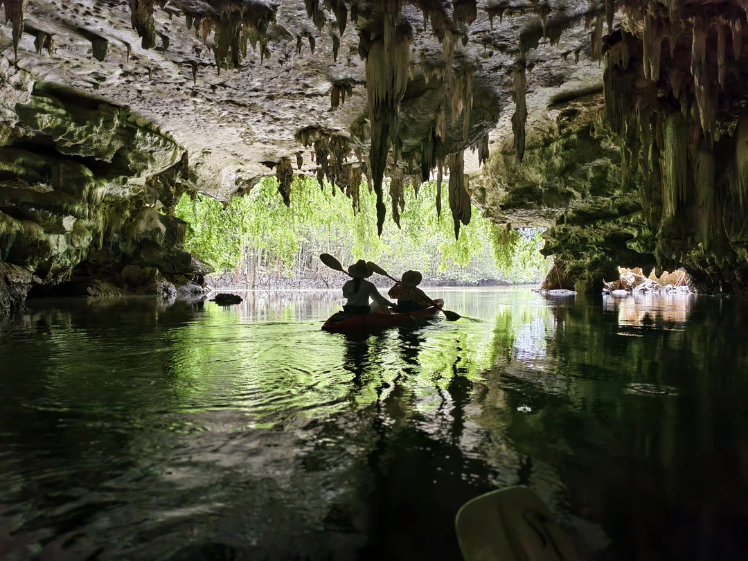 Мероприятие стоит своих денег до последнего цента, рекомендуется выезжать пораньше, чтобы не застигнуть закат в самый