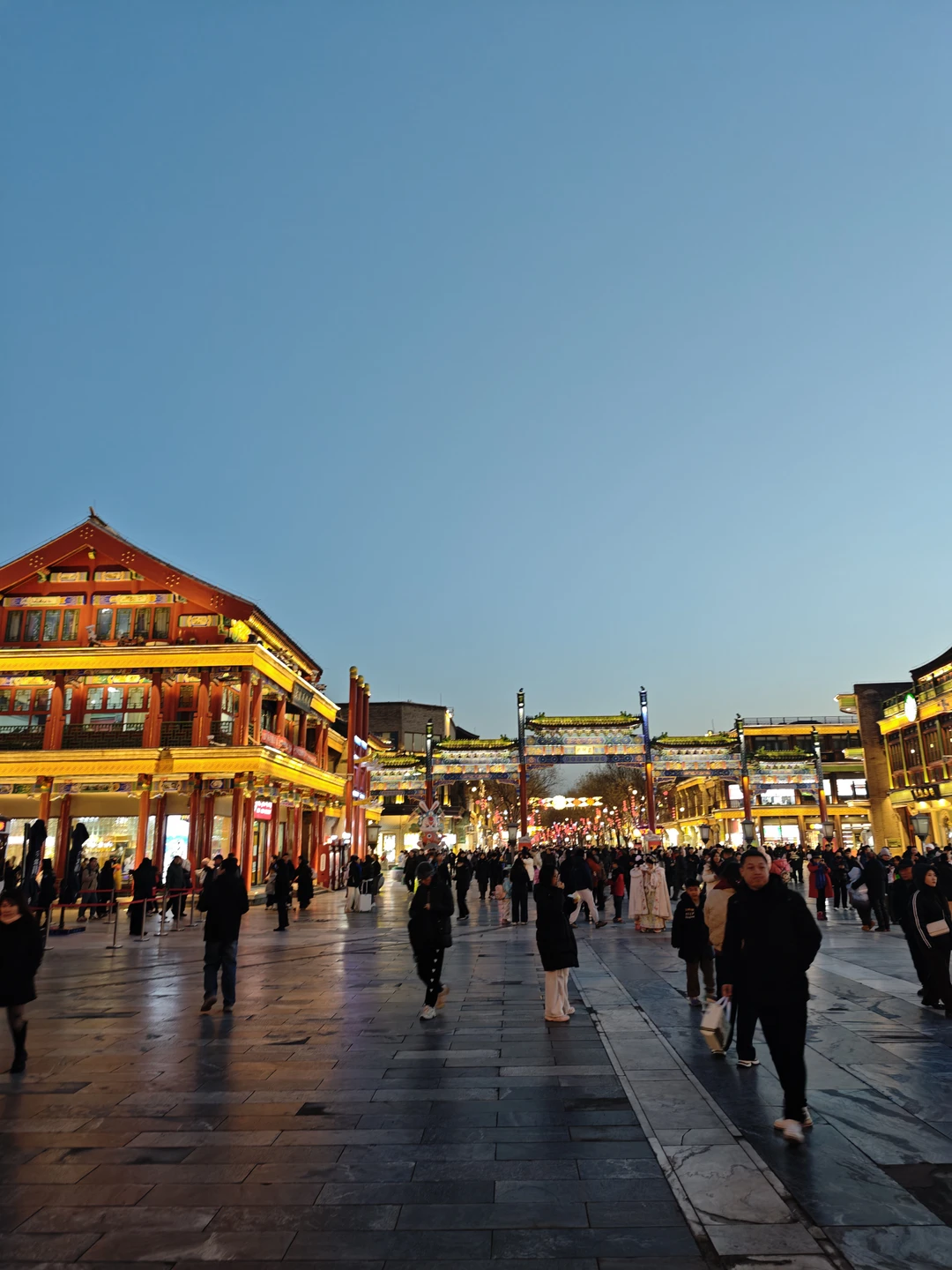 Путешествие сквозь века - от Великой стены до ламаистского храма (Стефания)