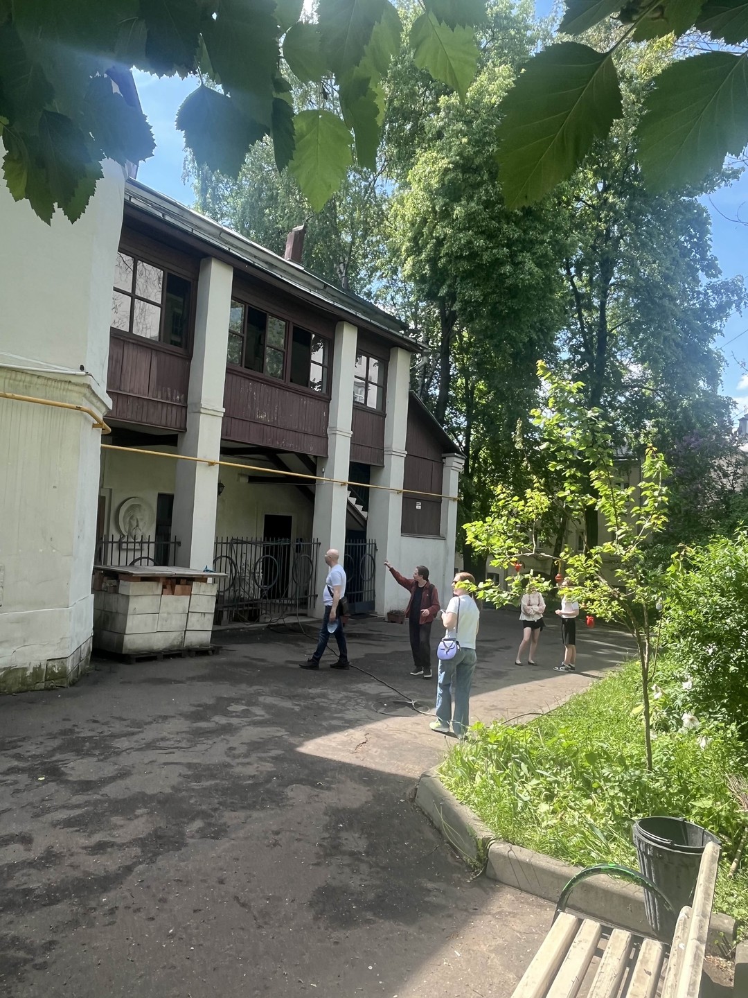 Иван отличный рассказчик, с хорошим знанием материала!