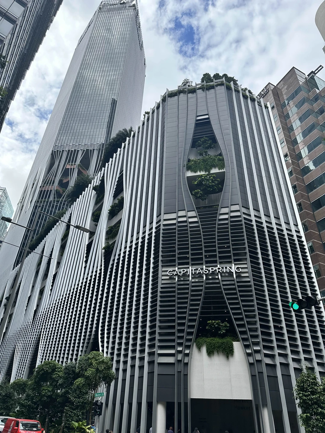 Ирина замечательный, терпеливый гид. Очень подготовленная, рассказы интересные и не утомительные. Мы были с 6-летней дочкой