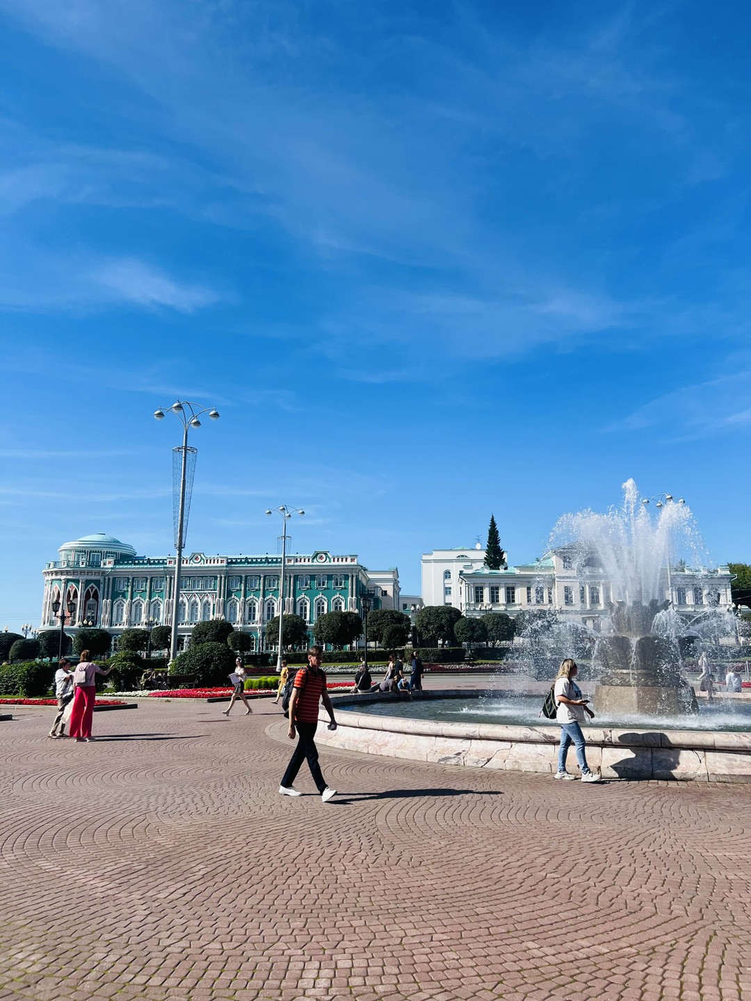 Ваше идеальное знакомство с Екатеринбургом (Рухсана)