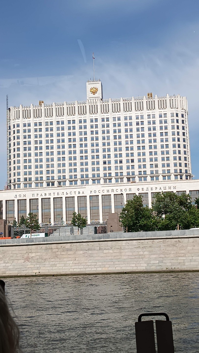 К небоскрёбам по Москве-реке - путешествие в мир облаков (Юлия)