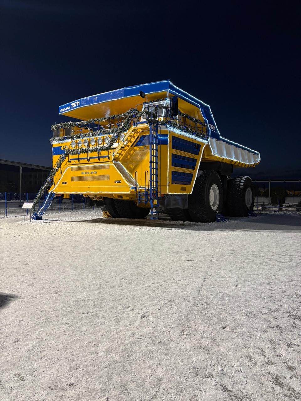 Групповая автобусная экскурсия на БелАЗ (Светлана)