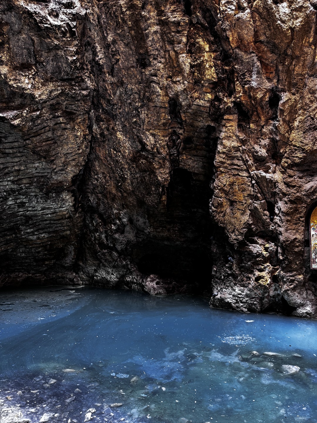 Экскурсия нам очень понравилась, было 3 взрослых и ребенок 7 лет, интересно, комфортно, посмотрели все самые