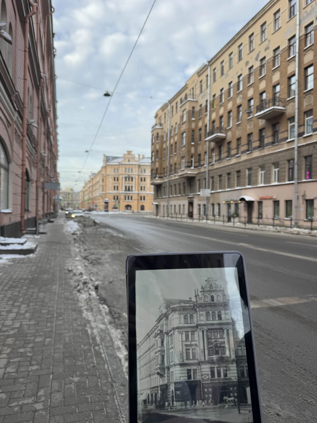 Была в Питере неоднократно и на всех известных маршрутах успела отметиться, удивить меня уже задача со