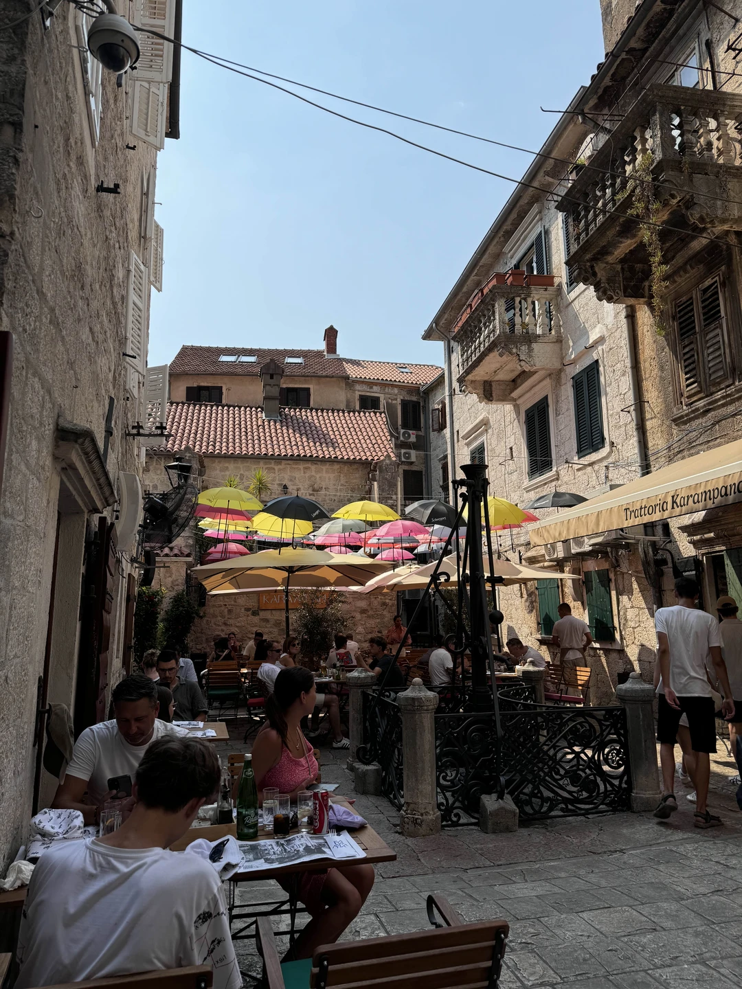 очень хорошая экскурсия. все, как я хотела – обзорная экскурсия с небольшим количеством исторических справок. я