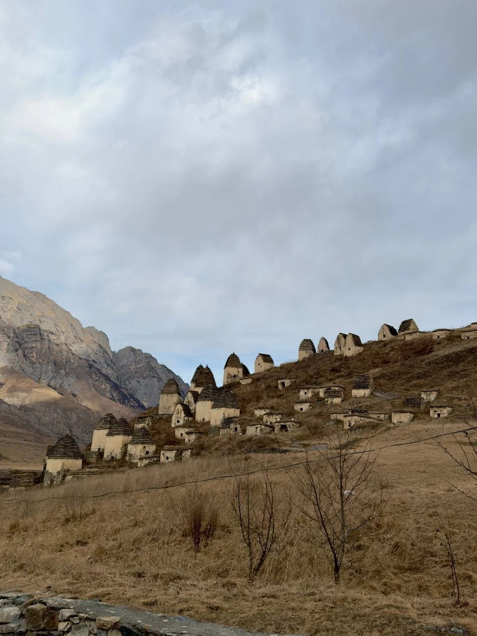 18.02 мне посчастливилось побывать в удивительном путешествии по Северной Осетии. Хочу поделиться своими впечатлениями об этой замечательной поездке!