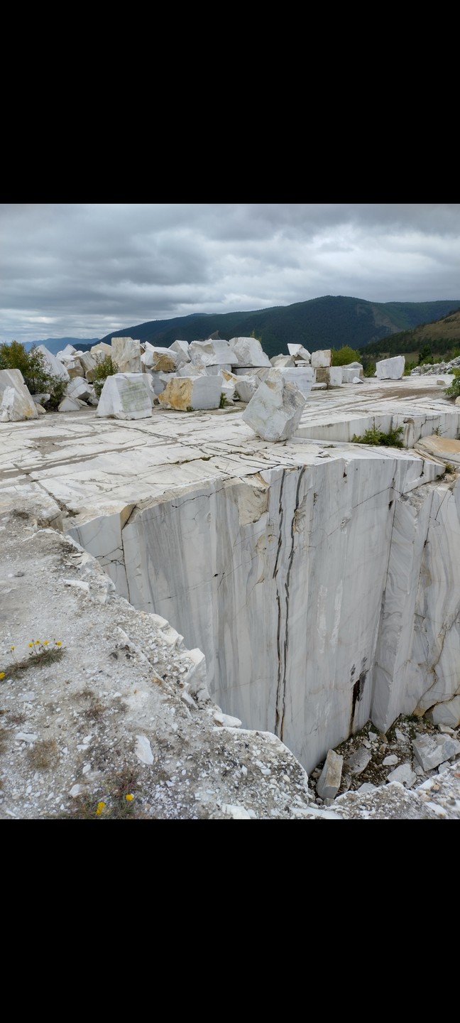 Большой Байкал и мраморный карьер в Бугульдейке (ольга)