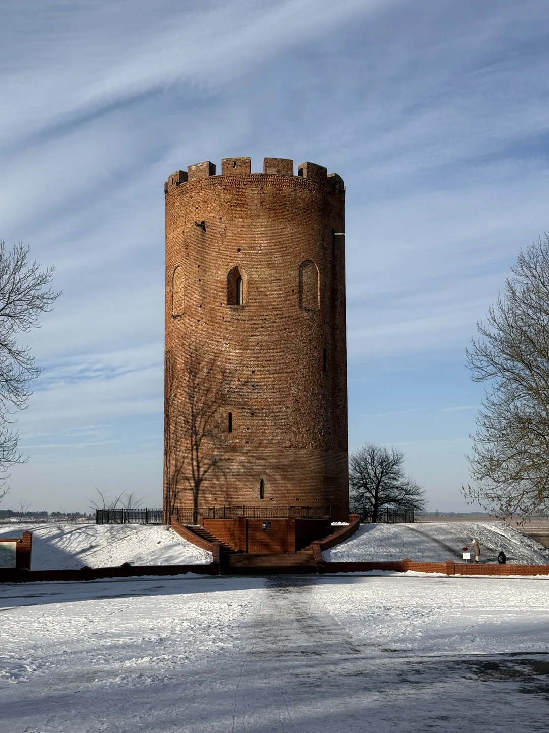 Советуем данного организатора! Было максимально комфортно, уютно и душевно. Спасибо за прекрасный день)
