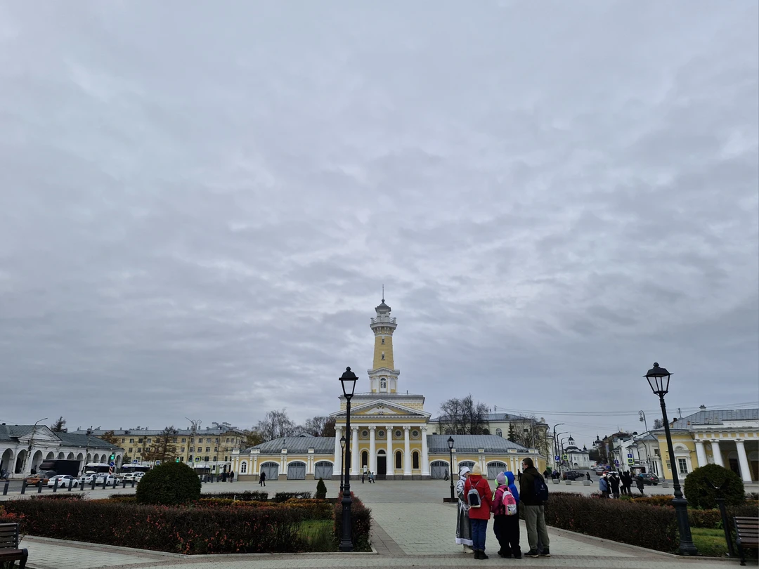 Спасибо за отличную обзорную прогулку! Слушать Елену одно удовольствие! Рекомендую к выбору!