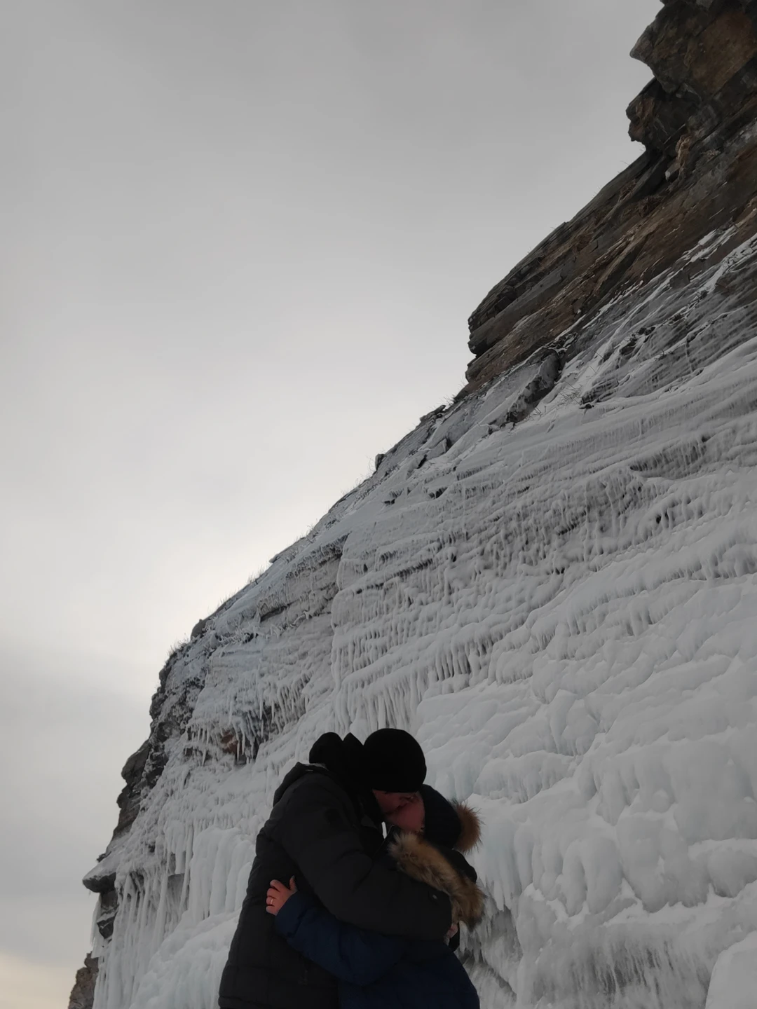 У нас был экскурсовод Андрей. Очень просто и понятно, а главное весело сопроводил нас в этот