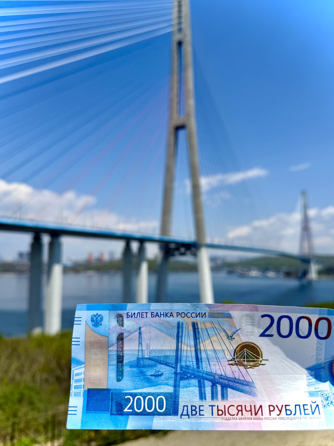 Михаил молодец. Очень интересно. Прекрасно знает город. Все прошло на одном дыхании