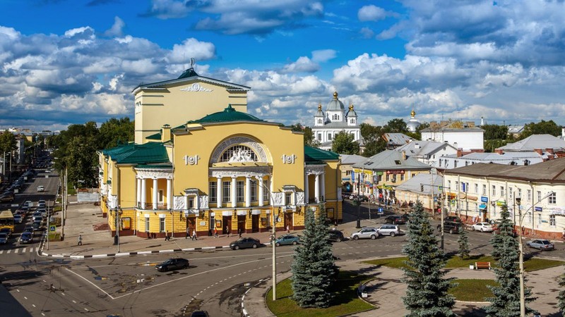 Ярославль: история, сладости и чай