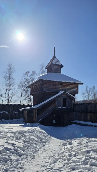 Шикарный, наполненный положительными эмоциями день в компании Евгения. Прекрасный рассказчик с отличным знанием истории. Программа экскурсии
