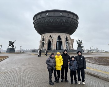 Казань: кремль, святыни разных религий, Дворец земледельцев, дворец бракосочетаний, театр кукол, Старо-Татарская слобода