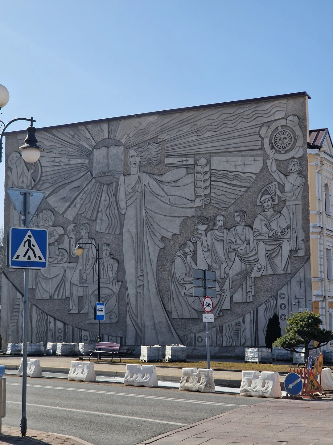 Экскурсия прошла замечательно, благодарим Андрея за интересное повествование и организованную логистику. Узнали много нового и интересного,