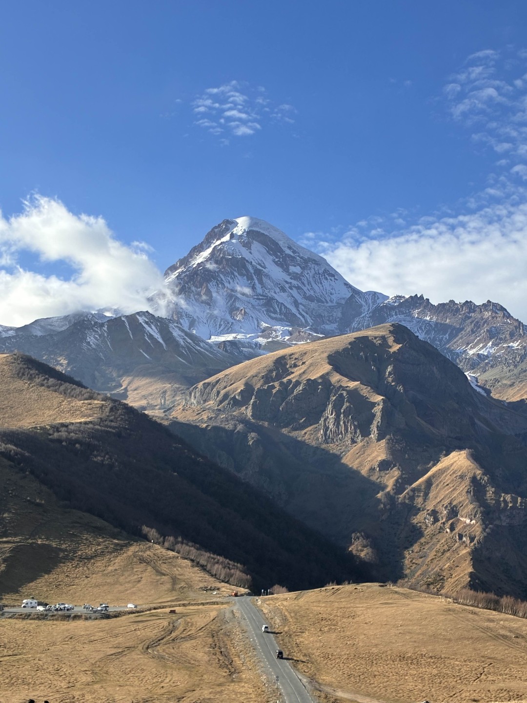 Казбек и Дарьяльское ущелье: Грузия с открытки (Анна)