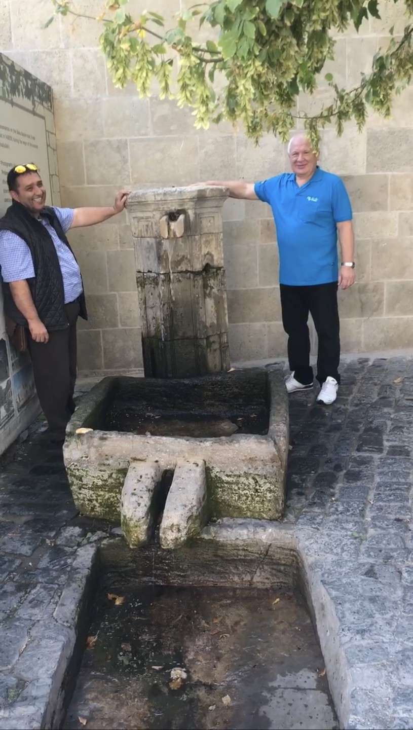 Мы путешествовали по Старому городу в сопровождении экскурсовода Микаила. Благодарим за яркий и профессиональный рассказ об