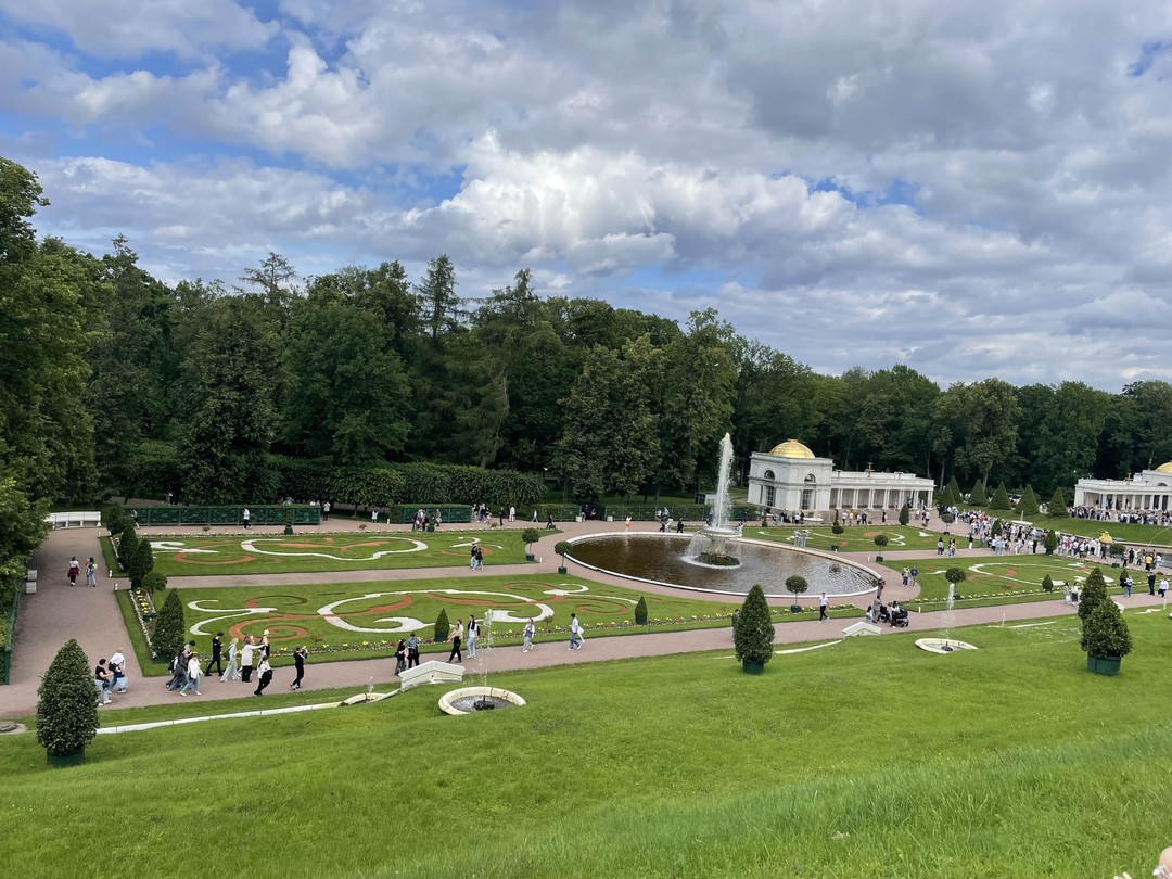 Из Санкт-Петербурга в Петергоф и Кронштадт: 2 города за 1 день (Юлия)