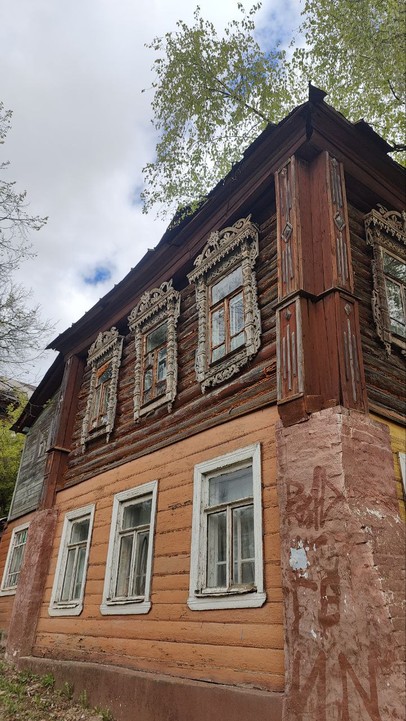 Очень довольны экскурсией. Рассказ о городе, о его истории не перегружен цифрами, в лёгкой форме, с