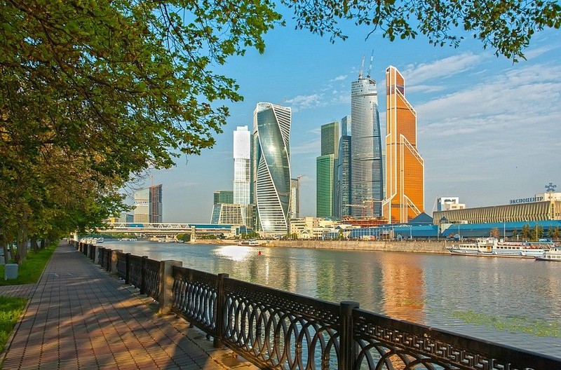 Фото - Экскурсия: "Заповедник небоскрёбов: прогулка по «Москва-Сити»"
