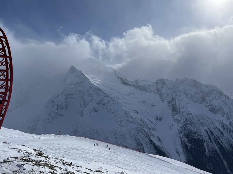 Хочется поблагодарить нашего гида Тамару за прекрасно организованное путешествие, высокий профессионализм и стремление сделать отдых туристов