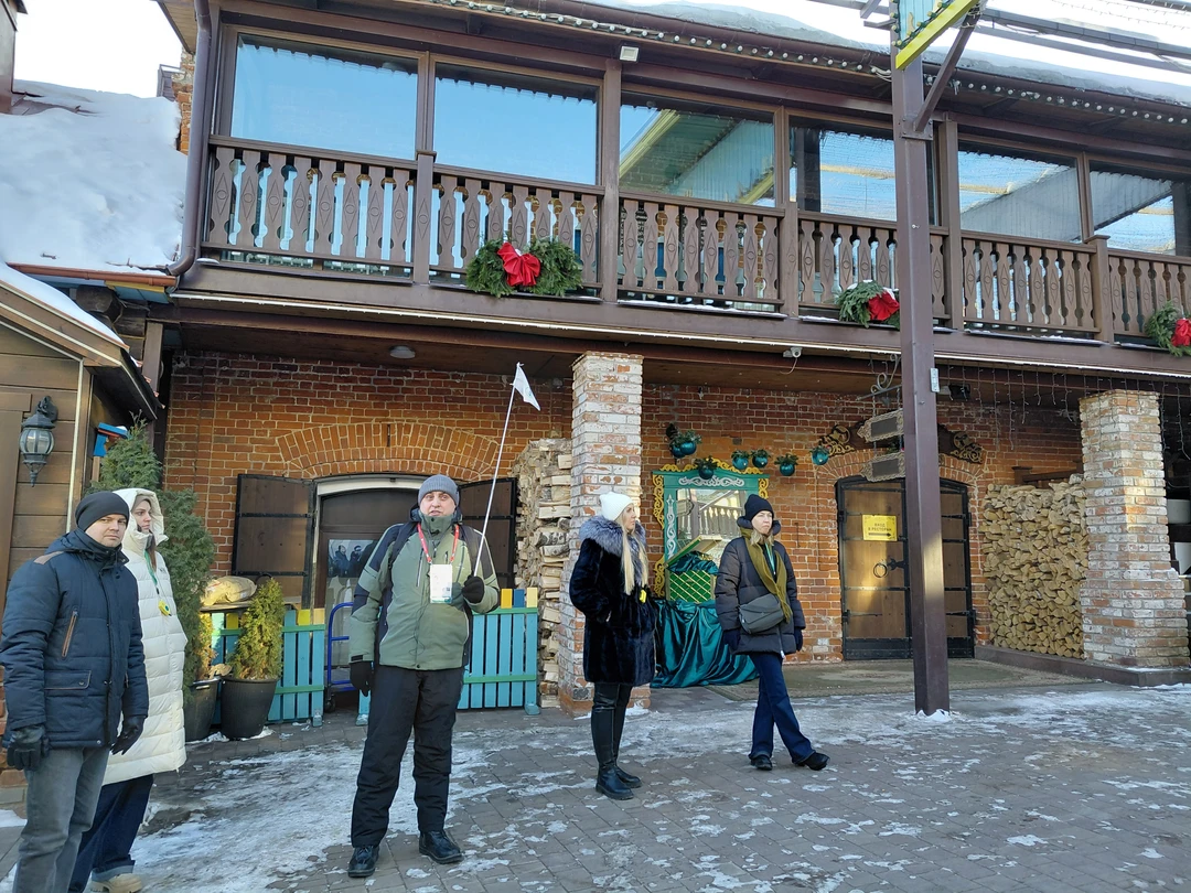 Экскурсовод прекрасный. Отлично рассказывал, показывал, отвечал на вопросы