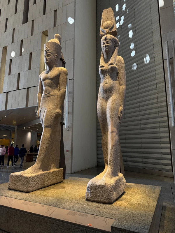 Из Хургады в Каир: два Египетских музея и древние тайны пирамид