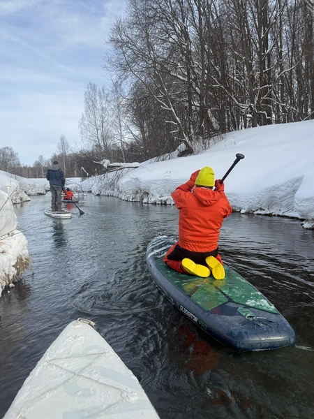 Решились на эксперимент — сплавляться на сапе в Нижнем Новгороде зимой, и ни разу не пожалели!