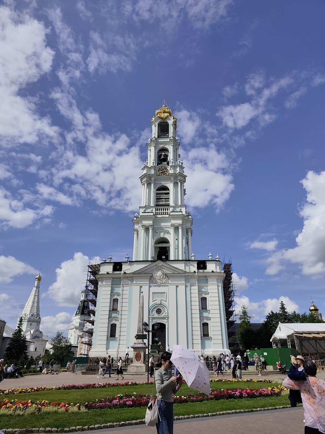 Материал отлично подан. Михаил глубоко погружен в историю города и места событий. Доступным языком. Вовлекает детей