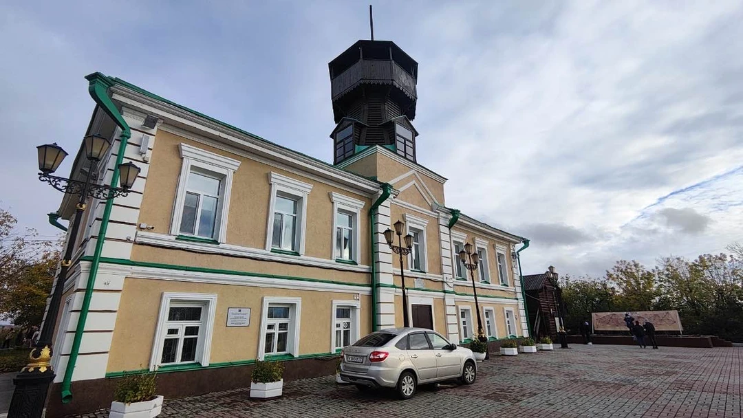 Отличный экскурсовод Светлана. Был в командировке в сентябре 2022 и освободился раньше планируемого, стал искать экскурсии