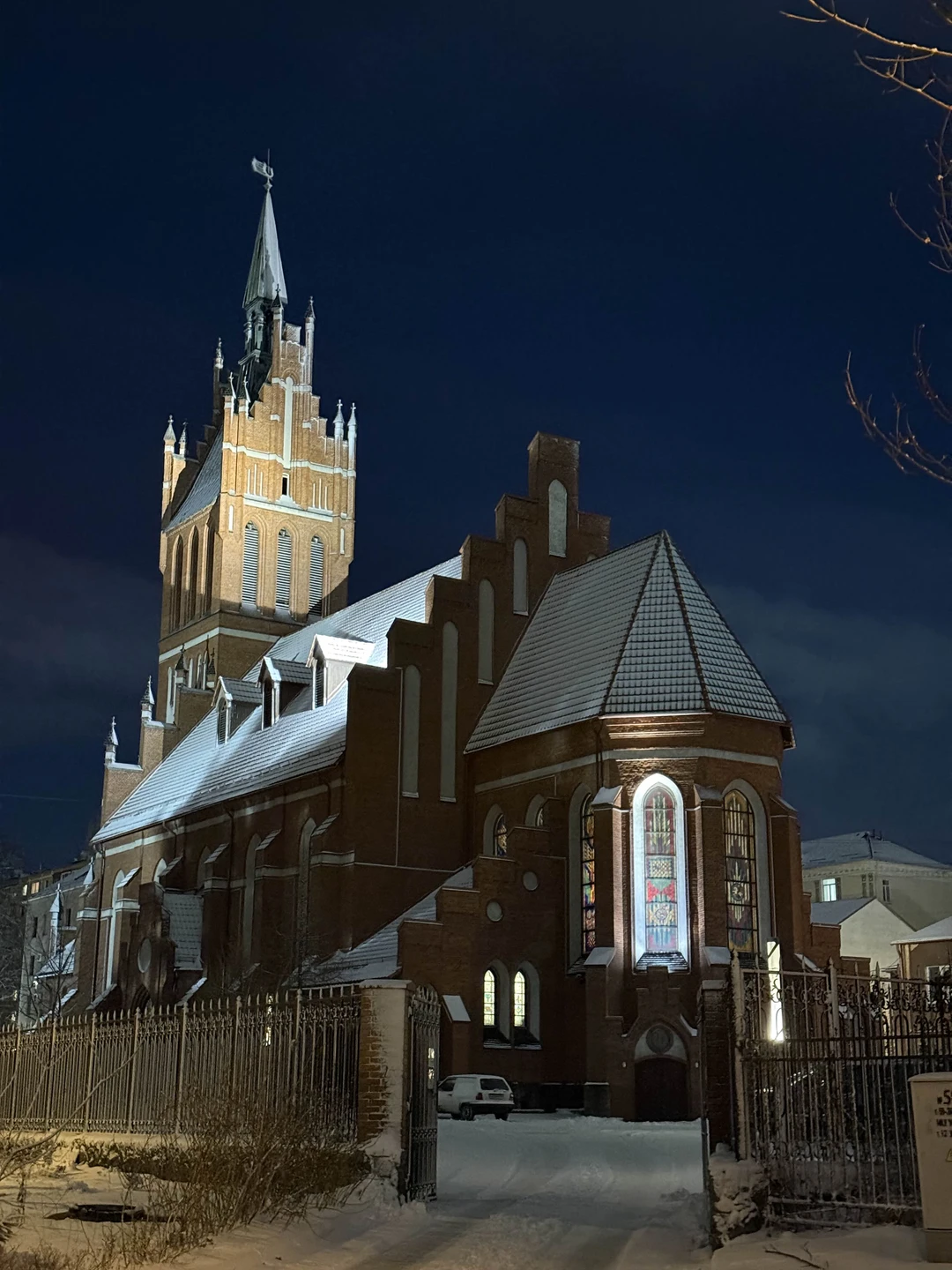 Очень содержательная и интересная экскурсия! Несмотря на погоду нам удалось познакомиться с историей прекрасного города, маршрут