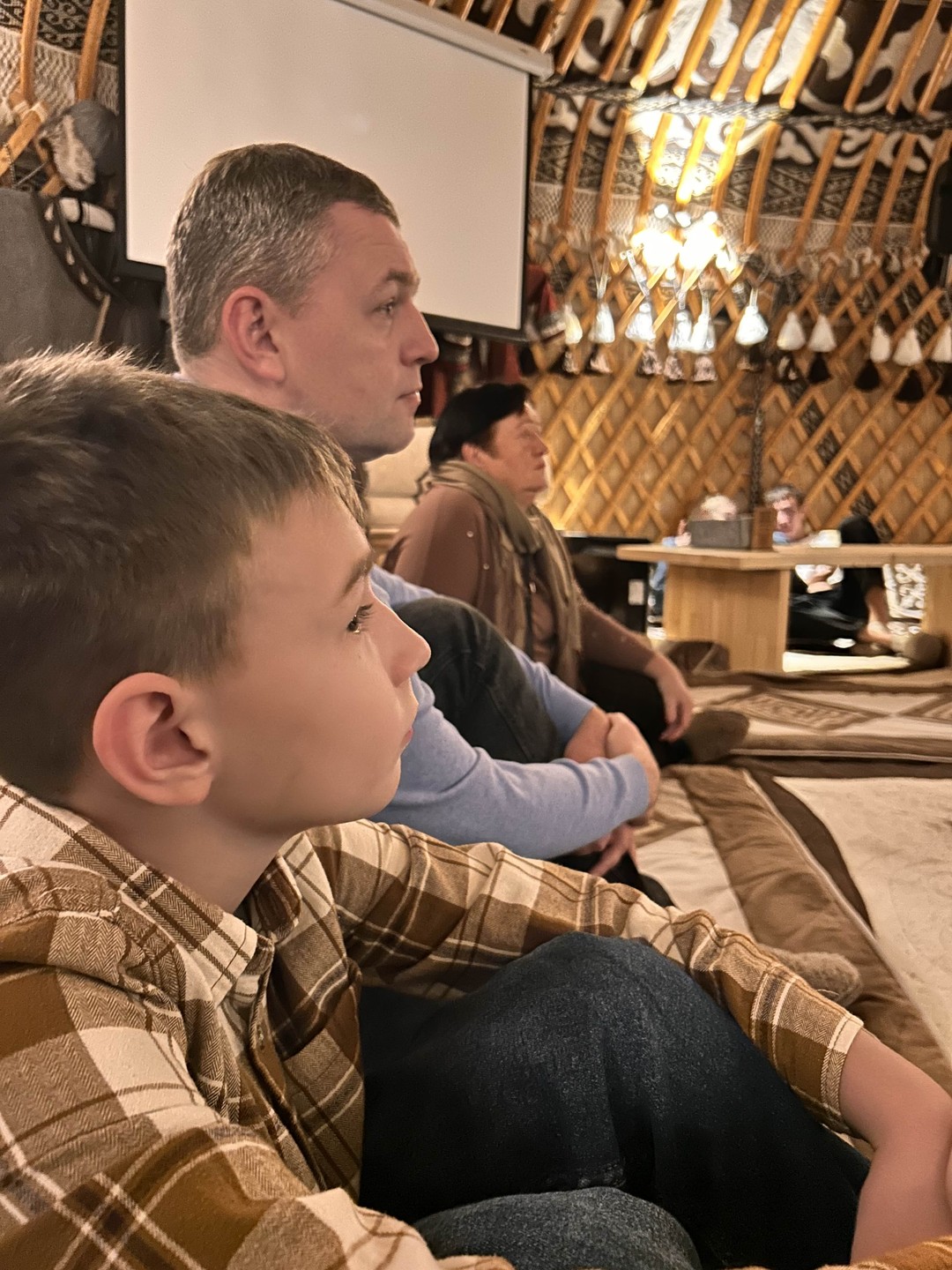 Спасибо за погружение в историю, у нас были места практически😉 на сцене, ощущение участия в спектакле