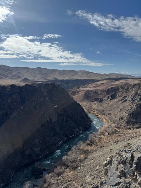 Грамотно спланирован маршрут: максимум видовых впечатлений с минимум людей вокруг, это важно - так как маршрут очень туристически популярен