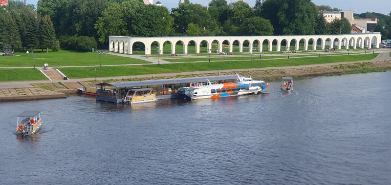 На катамаране с капитаном - вдоль берегов Великого Новгорода